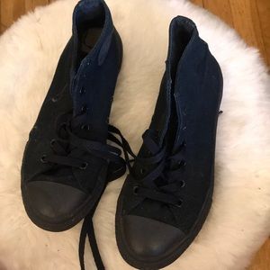 Black converse will clean before sending